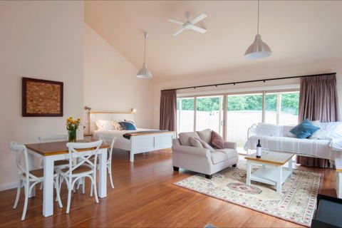 The Nest At Gundaroo - Brisbane Tourism 6