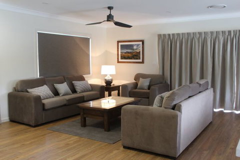 Yellowbox Cottage - Tourism Brisbane 1