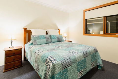 Alpine Edge Accommodation - Brisbane 4u 1