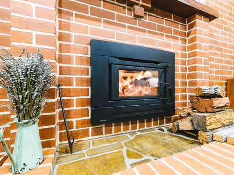 Alpine Edge Accommodation - Brisbane 4u 7