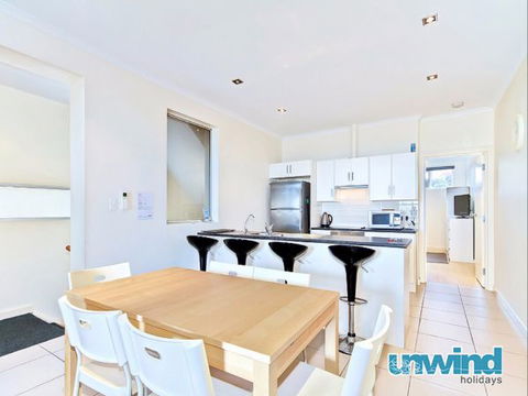 Unwind At Coast On Newell - Brisbane 4u 10