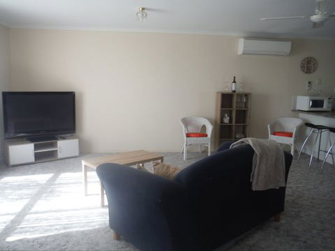 Alilly - Brisbane Tourism 1