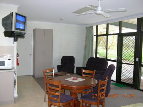 Myrtleford Masonic Units - Tourism Brisbane 1