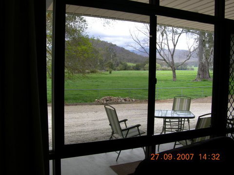 Myrtleford Masonic Units - Tourism Brisbane 6