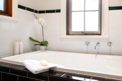Oak Tree Lodge - Brisbane Tourism 3