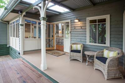 Oak Tree Lodge - Brisbane Tourism 14