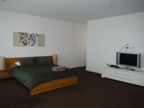Relax At Tipara - Brisbane Tourism 2