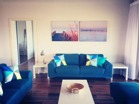 Vintage Oar Holiday House - Tourism Brisbane 0