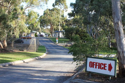 Woodcroft Park - Brisbane 4u 0