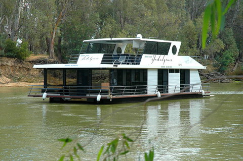 Murray River Houseboats - Tourism Brisbane 0