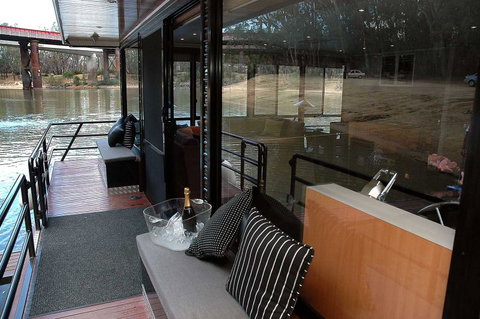Murray River Houseboats - Tourism Brisbane 1