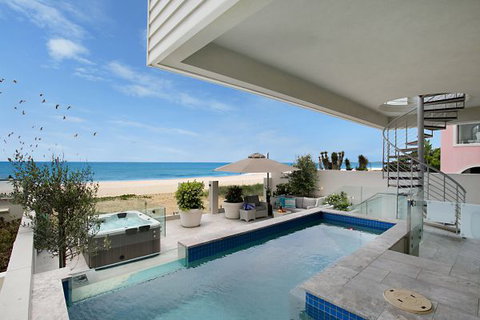 Oceans 74 - An Elite Holiday Home - Tourism Brisbane 11