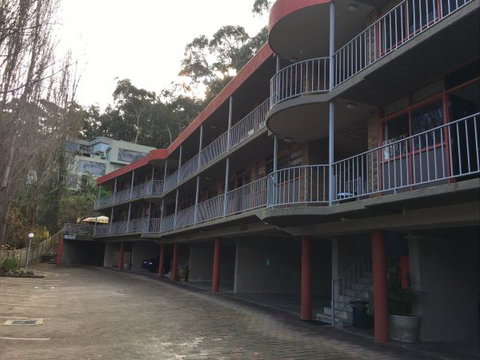 Lorne Coachman Inn - Tourism Brisbane 4