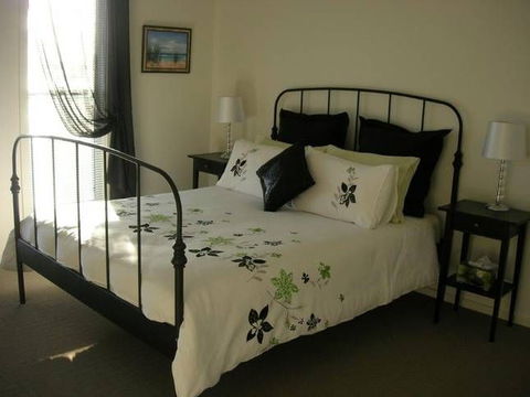 Annies Beach House - Brisbane 4u 2