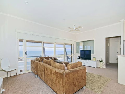 Century 21 SouthCoast: Salt - Tourism Brisbane 2