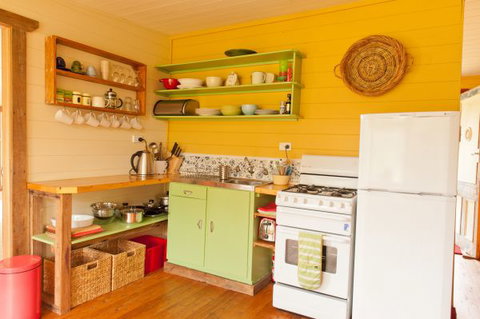 Peach Tree Cabin - Tourism Brisbane 4