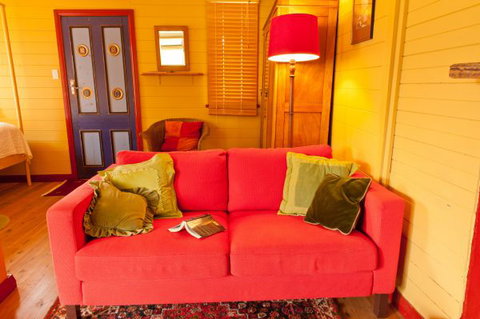 Peach Tree Cabin - Tourism Brisbane 7