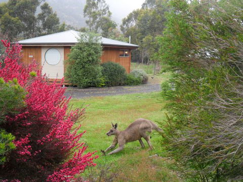 Grampians Chalets - Brisbane Tourism 2