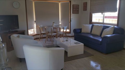 Must Love Dogs B&B And Self-Contained Cottage - Brisbane 4u 9