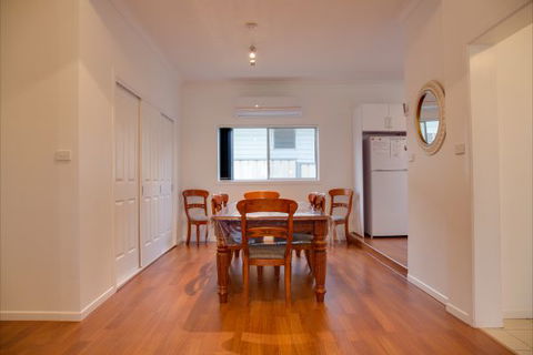 Sapphire Cottage - Brisbane 4u 12