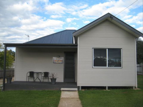 Sapphire Cottage - Brisbane 4u 1