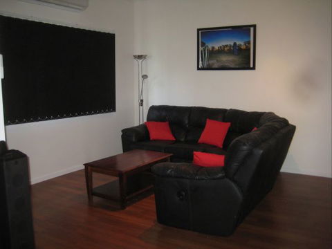 Sapphire Cottage - Brisbane 4u 4