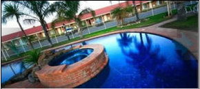 Best Western Pines Country Club Motor Inn - Tourism Brisbane 5