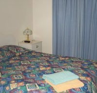 Carn Court Holiday Apartments - Brisbane Tourism