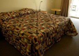 Bathurst Goldfields Hotel - Brisbane 4u 2