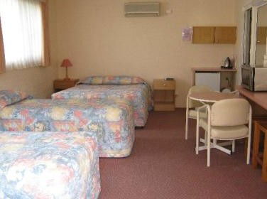 Goulburn Motor Inn - Tourism Brisbane 0