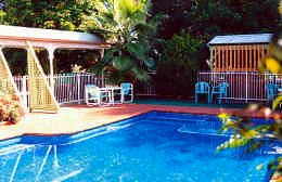 Barrasss John Bright Motor Inn - Tourism Brisbane 0