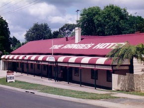 Ranges Hotel - Tourism Brisbane 0