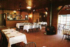 Ranges Hotel - Tourism Brisbane 1