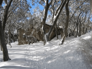 Akla Ski Lodge - Brisbane Tourism