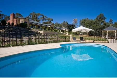 Brice Hill Country Lodge - Tourism Brisbane 1