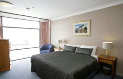 Man From Snowy River Hotel - Tourism Brisbane 0