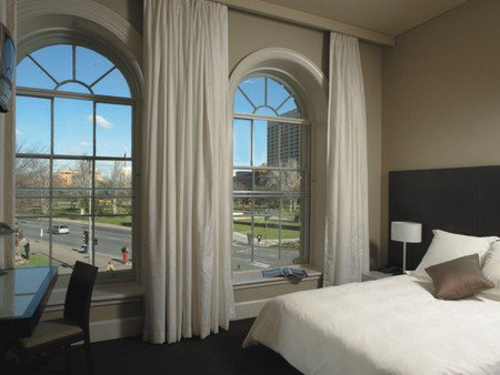 Medina Grand Adelaide Treasury - Tourism Brisbane 1