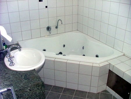 Tasman Beachside Apartments - Brisbane 4u 0