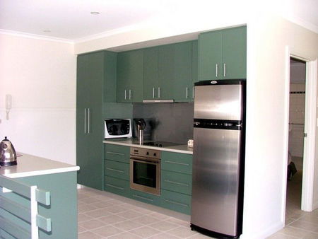 Tasman Beachside Apartments - Brisbane 4u 2