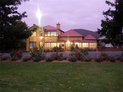 All Saints And Sinners Colonial B&B - Brisbane 4u 0
