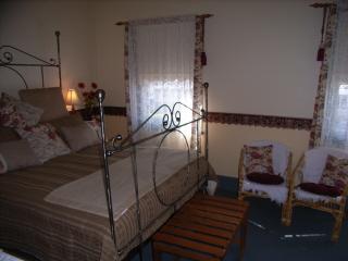 All Saints And Sinners Colonial B&B - Brisbane 4u 4