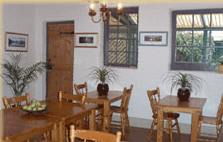 Bonney's Inn - Brisbane Tourism 3