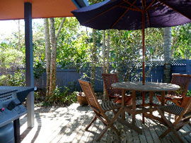 Alfies By The Sea - Brisbane 4u 1