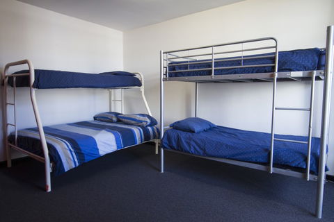 Billabong Backpackers Resort - Tourism Brisbane 7