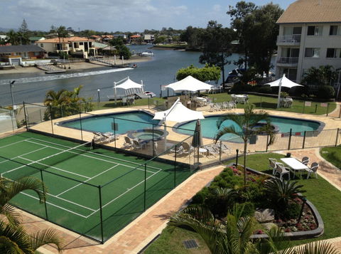 Pelican Cove - Brisbane 4u 4