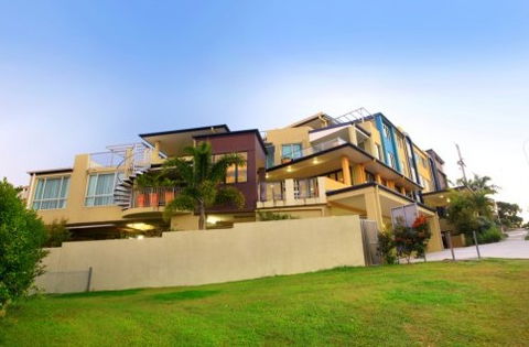 Caloundra Central Apartment Hotel - Tourism Brisbane 0
