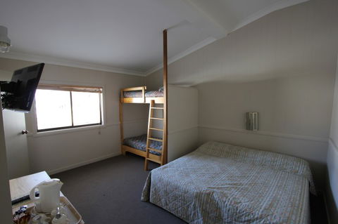 Corroboree Lodge - Brisbane 4u 2