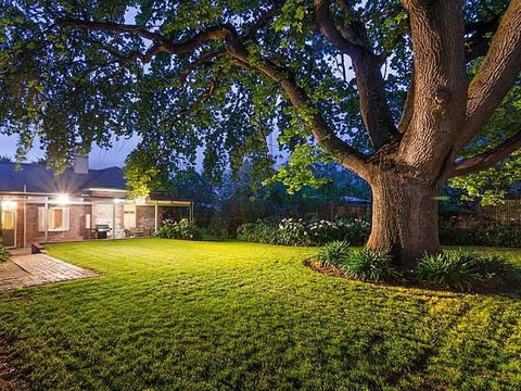 Dumas House - Tourism Brisbane 0