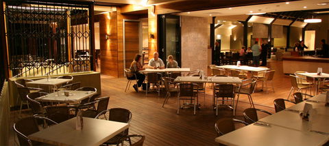 Renmark Hotel/Motel & Function Centre - Brisbane Tourism 6