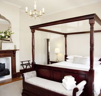 Cawarra on the Park - Tourism Brisbane